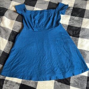Free People Stylish Blue Off-Shoulder Mini Dress with Pockets! Size XS